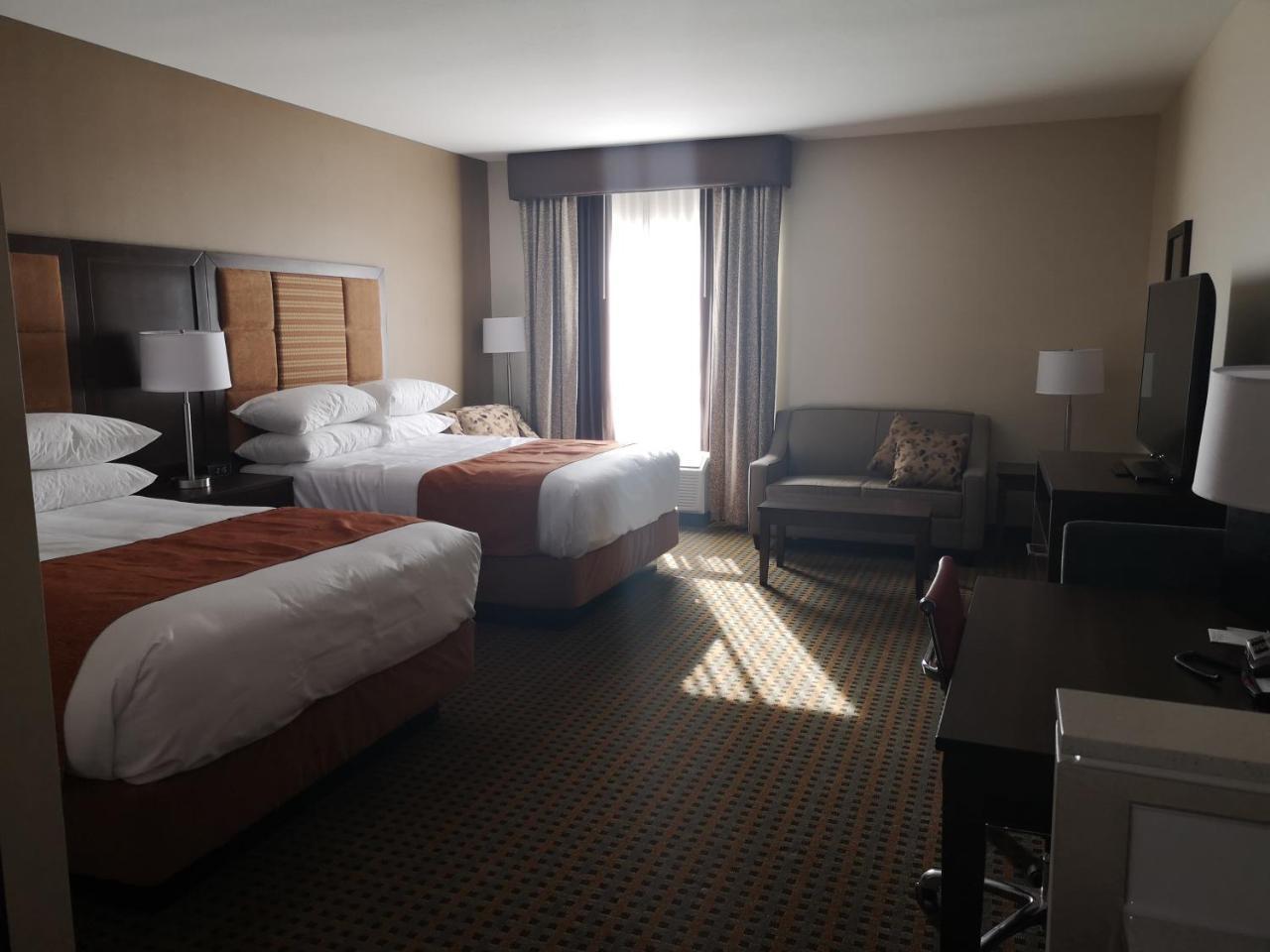 Best Western Plus Hinton Inn & Suites Dış mekan fotoğraf