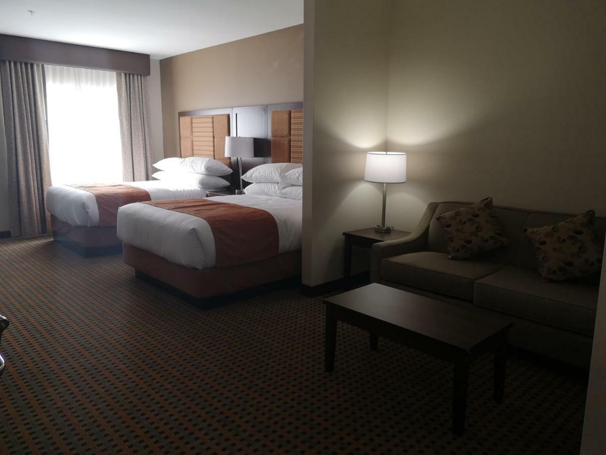Best Western Plus Hinton Inn & Suites Dış mekan fotoğraf